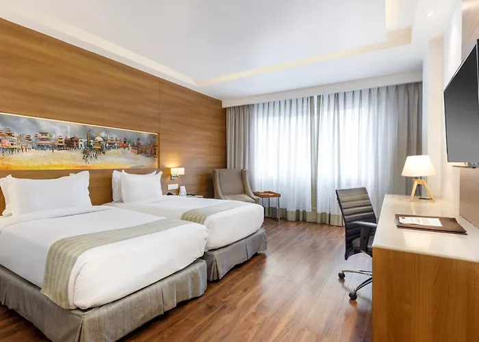 Hotel Ambassador By Ace Hotels,