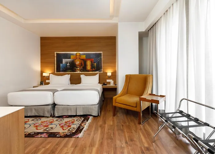 Ambassador By Ace Hotels, Hotel 4*