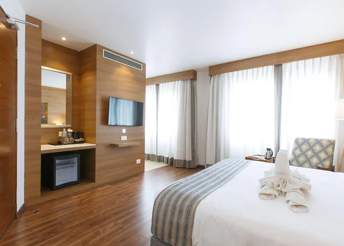 Hotel Ambassador By Ace Hotels, 4*
