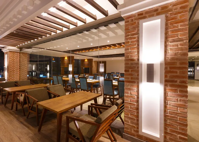 Ambassador By Ace Hotels, Hotel 4*