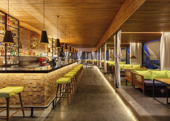 Ambassador By Ace Hotels, Hotel