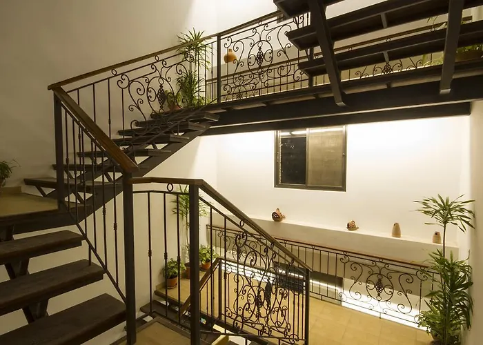 Ambassador By Ace Hotels, Hotel 4*