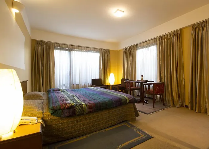 Ambassador By Ace Hotels, Hotel