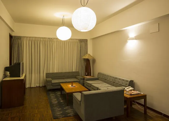 Hotel Ambassador By Ace Hotels,