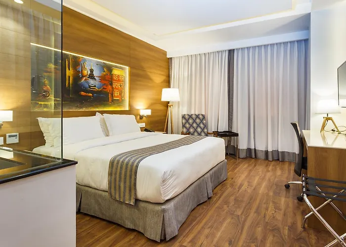 Ambassador By Ace Hotels, Hotel